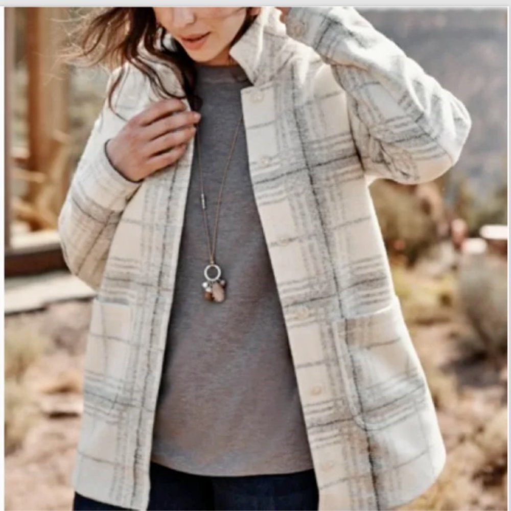 J. Jill Shacket Cream Gray Plaid Button Down Shirt Jacket